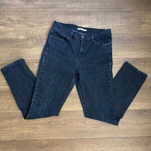 Levi's Classic Straight Jeans Size 8 Dark Wash Slim Fit Blue